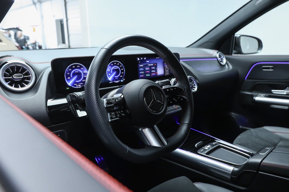 Mercedes EQA350 AMG Advance 4Matic 5d