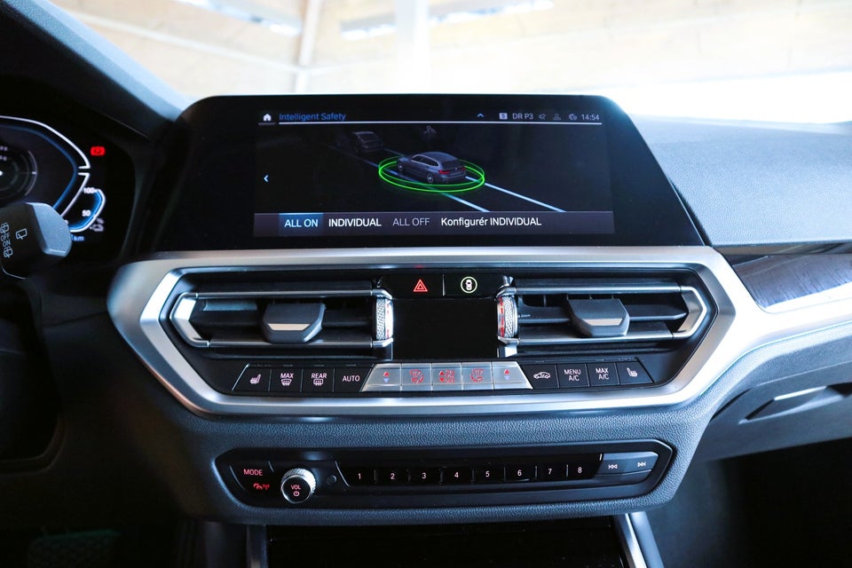 BMW 330e 2,0 Touring Sport Line aut. 5d