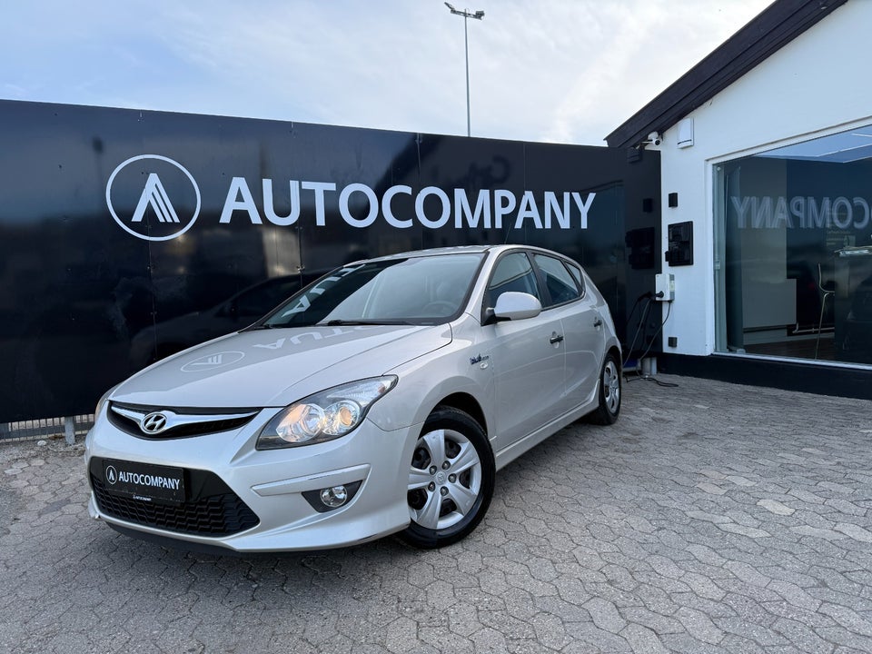 Hyundai i30 1,4 CVVT Classic Cool 5d