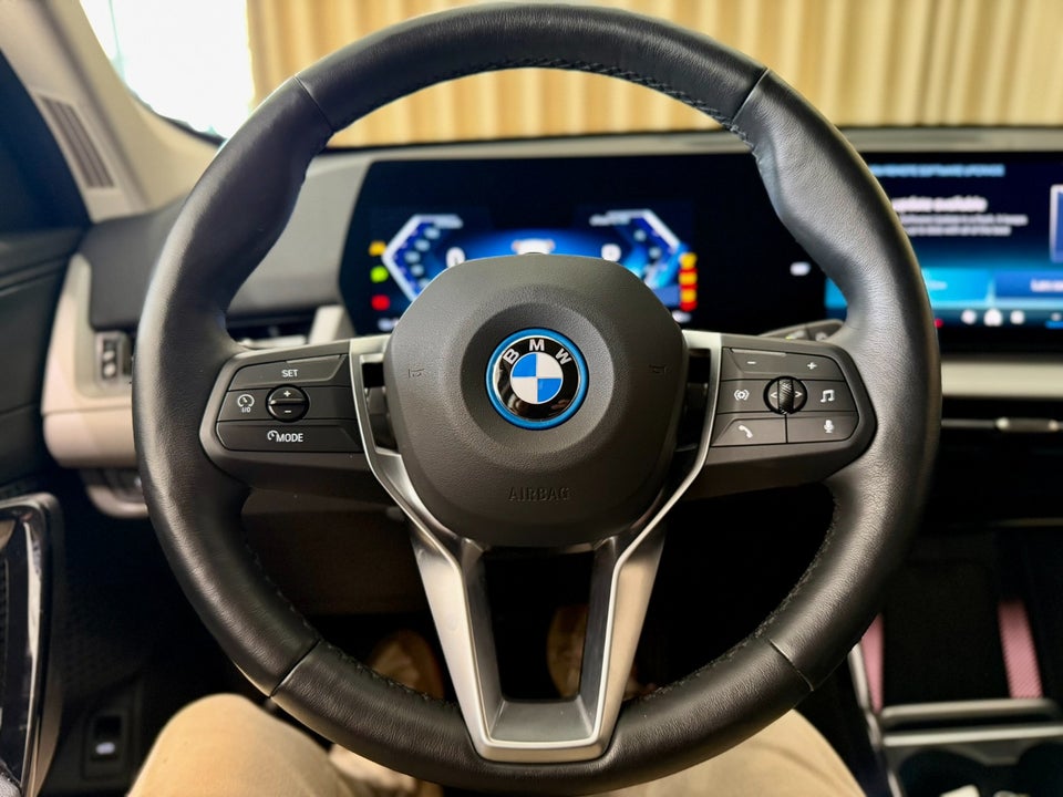 BMW iX1 eDrive20 5d