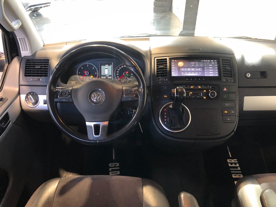 VW Multivan 2,0 TDi 180 Highline DSG 4Motion kort 4d