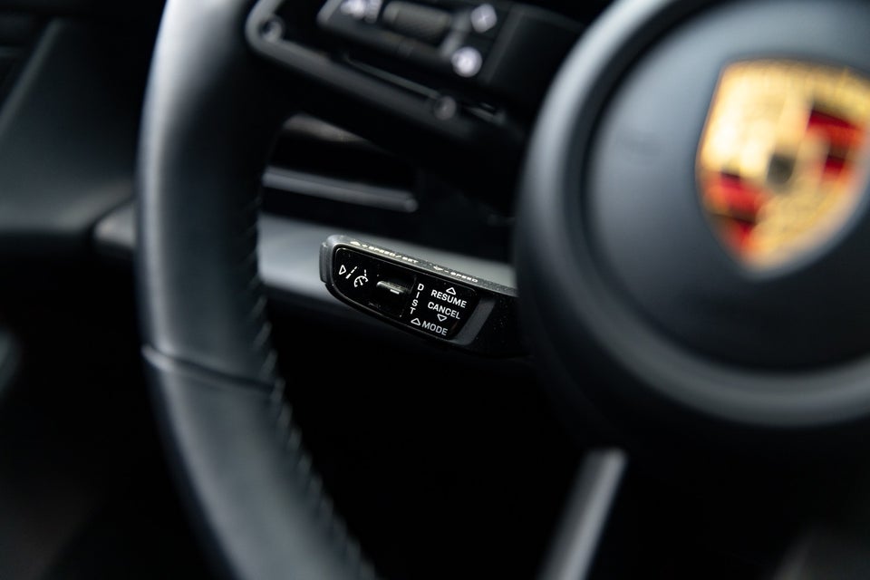 Porsche Taycan 4 Performance+ 75 Years Cross Turismo 5d