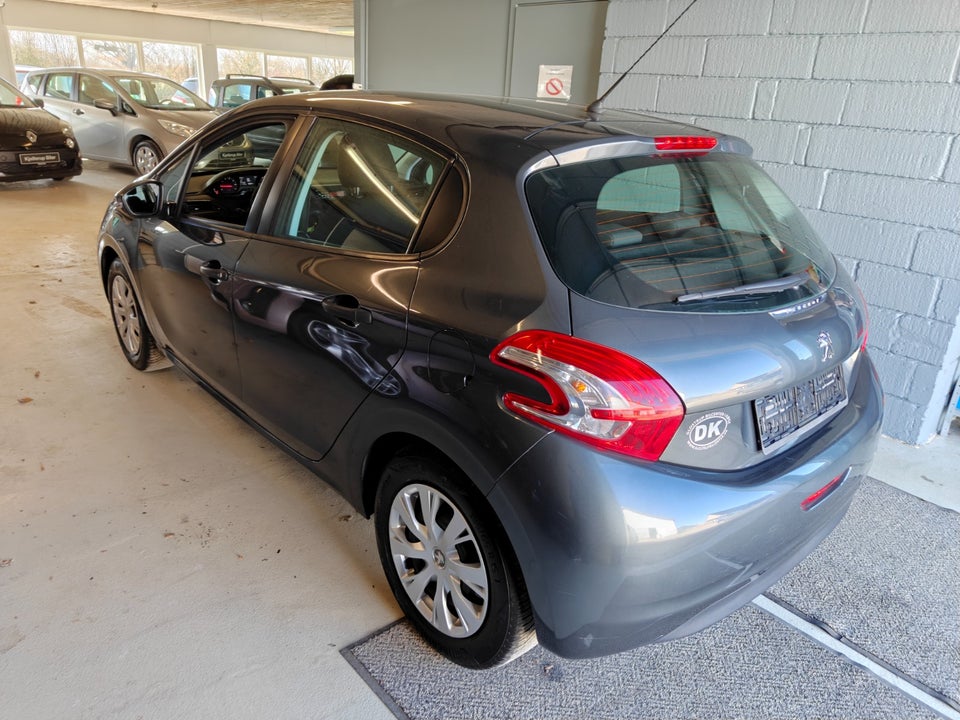 Peugeot 208 1,0 VTi Access 5d