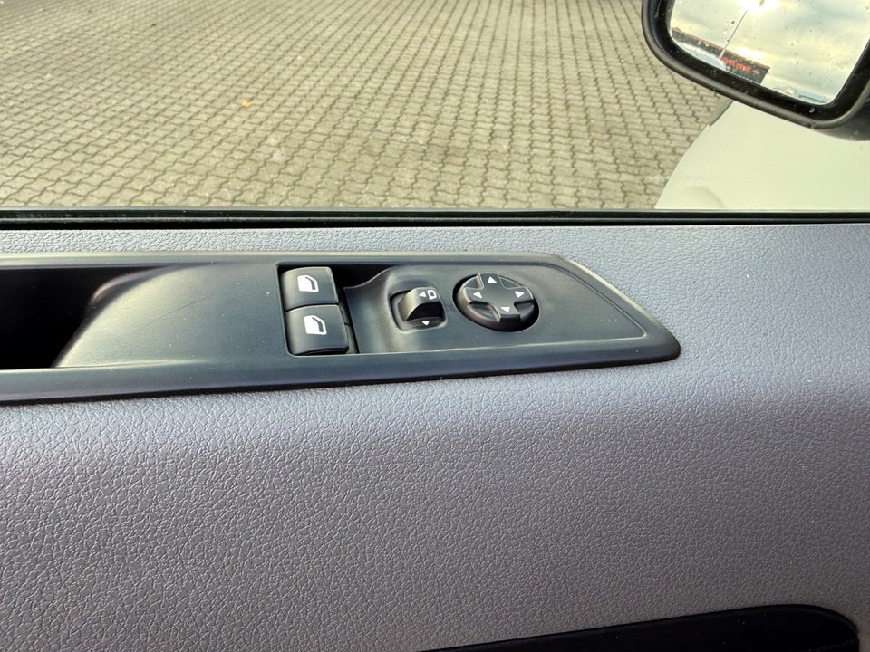 Toyota ProAce 2,0 D 144 Long Comfort Master aut. 4d