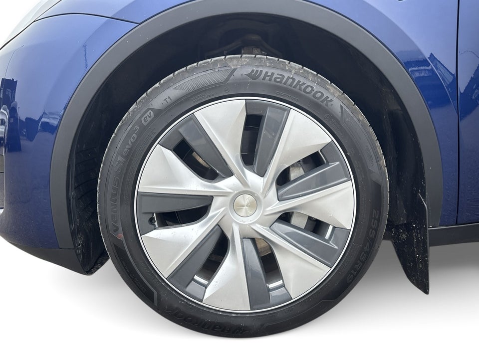 Tesla Model Y RWD 5d