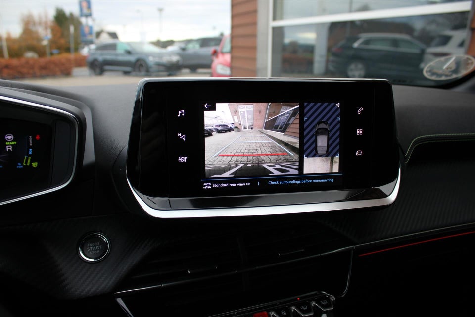 Peugeot e-208 50 GT 5d