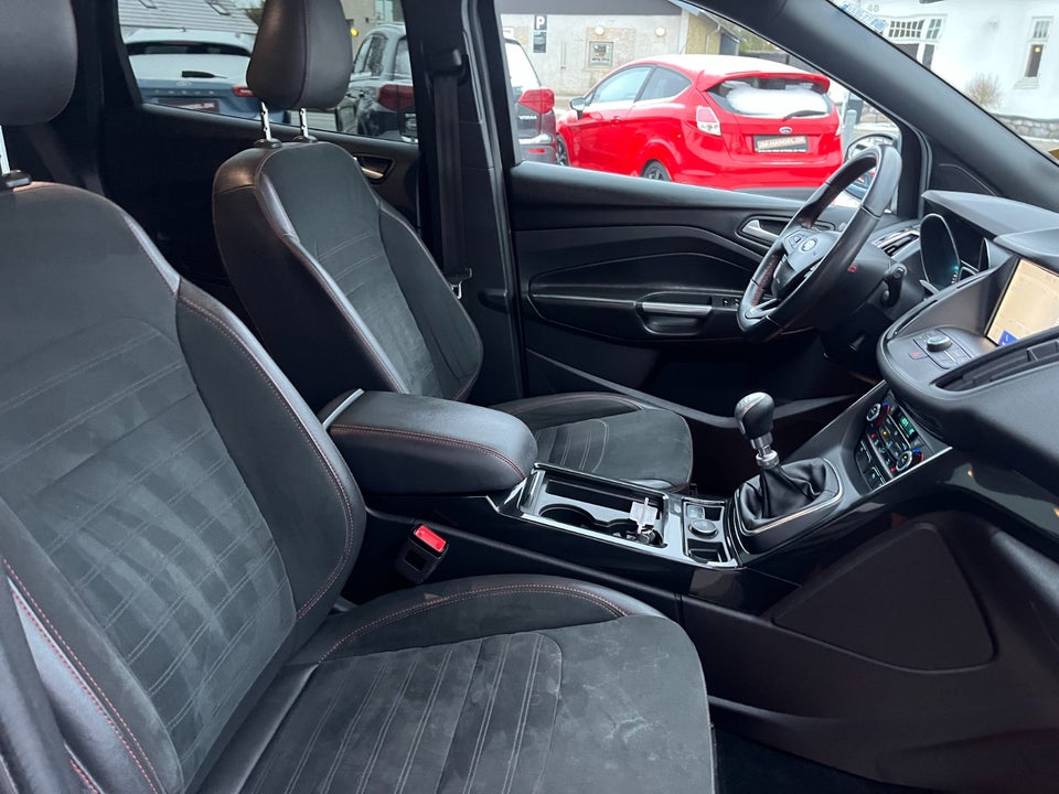 Ford Kuga 1,5 SCTi 150 ST-Line 5d