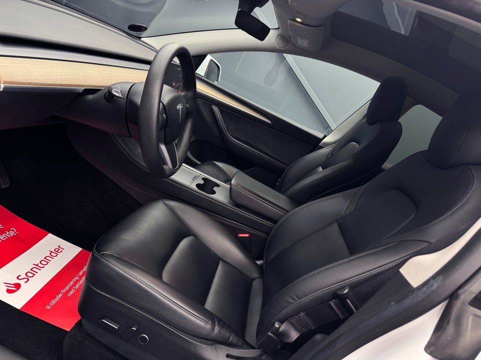 Tesla Model Y Long Range AWD 5d