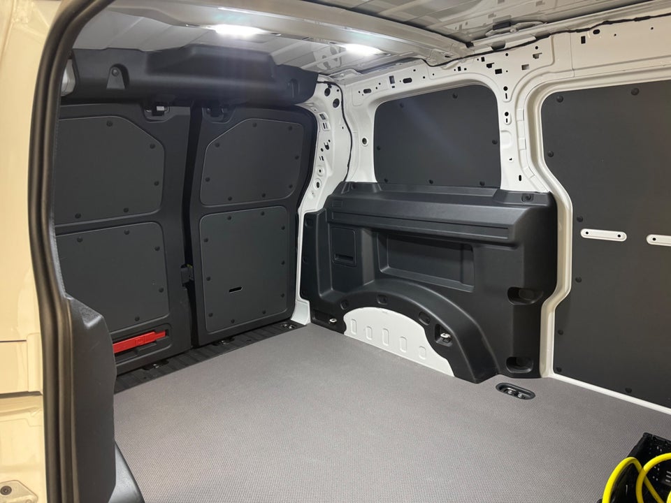 VW ID.Buzz 77 Cargo Pro