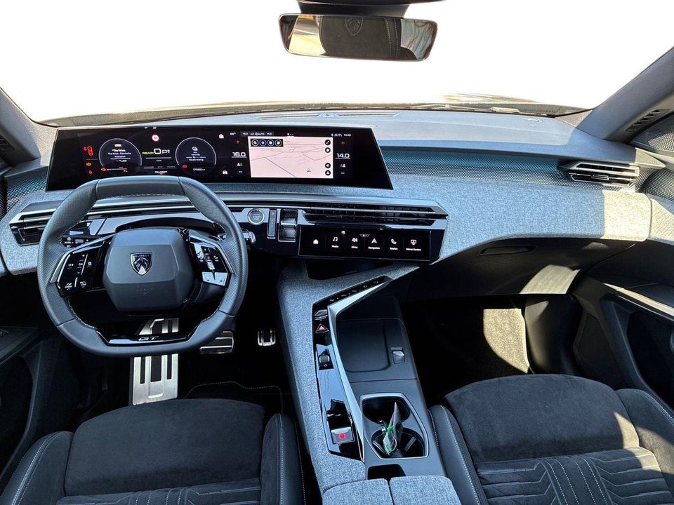 Peugeot e-5008 77 GT 7prs 5d