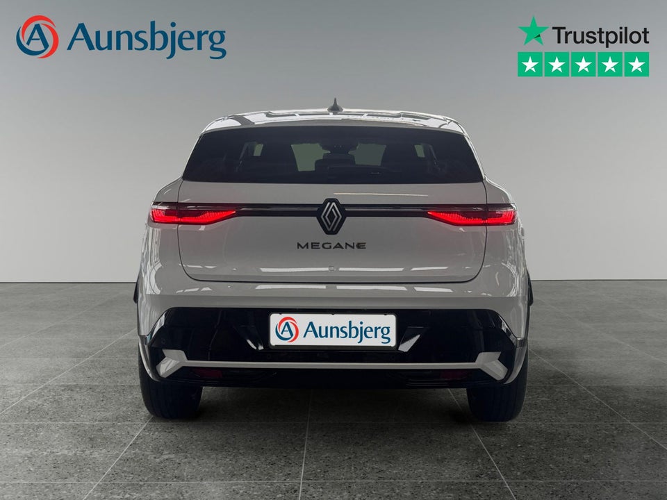 Renault Megane E-Tech 40 Equilibre 5d