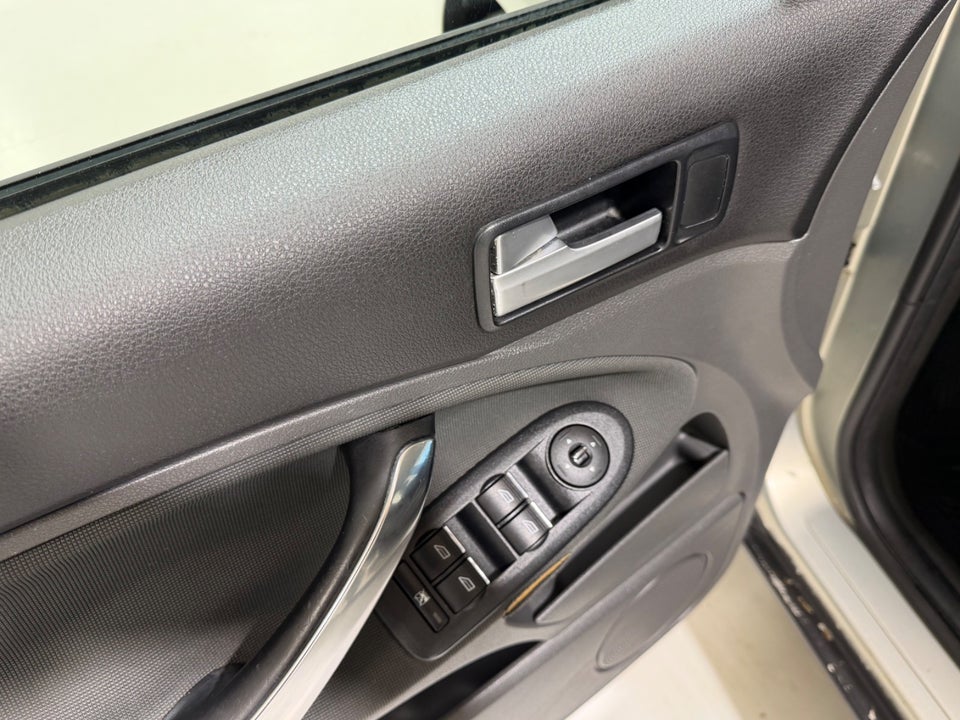 Ford C-MAX 2,0 TDCi Trend Collection 5d