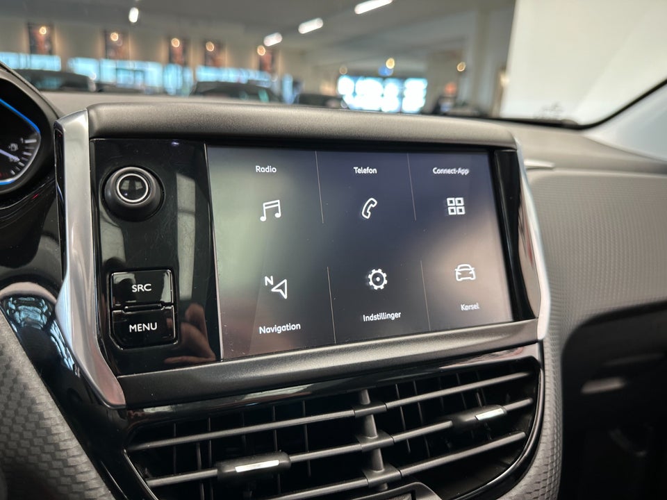 Peugeot 2008 1,2 PureTech 130 Allure+ 5d