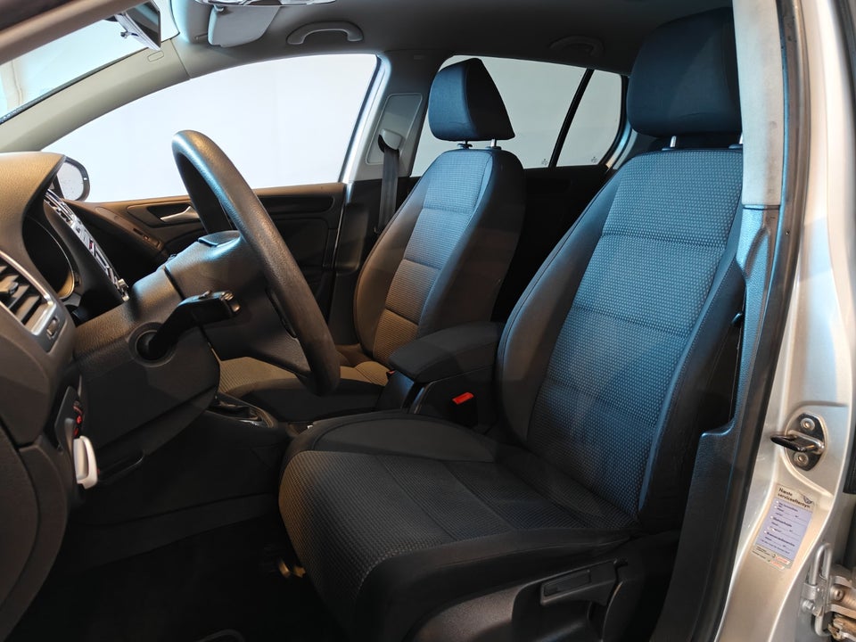 VW Golf VI 2,0 TDi 110 Comfortline DSG 5d