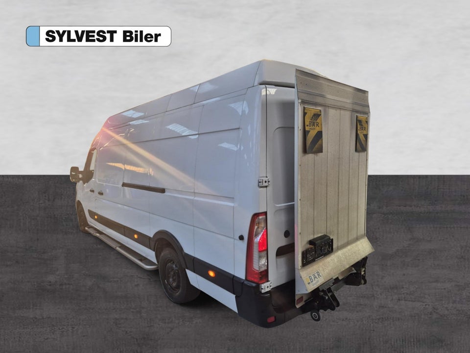 Renault Master IV T45 2,3 dCi 145 L3H3 Kassevogn RWD