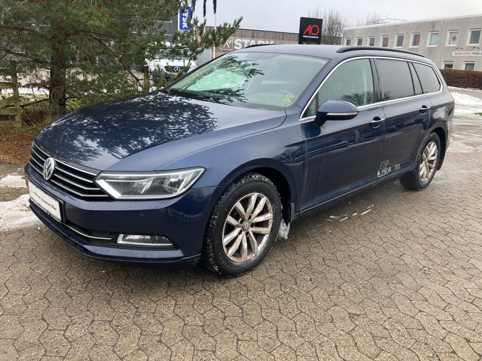VW Passat 2,0 TDi 150 Comfortline Variant DSG Van 5d