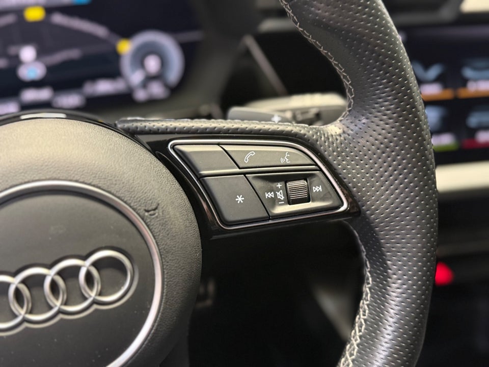 Audi A3 40 TFSi e Advanced Sportback S-tr. 5d