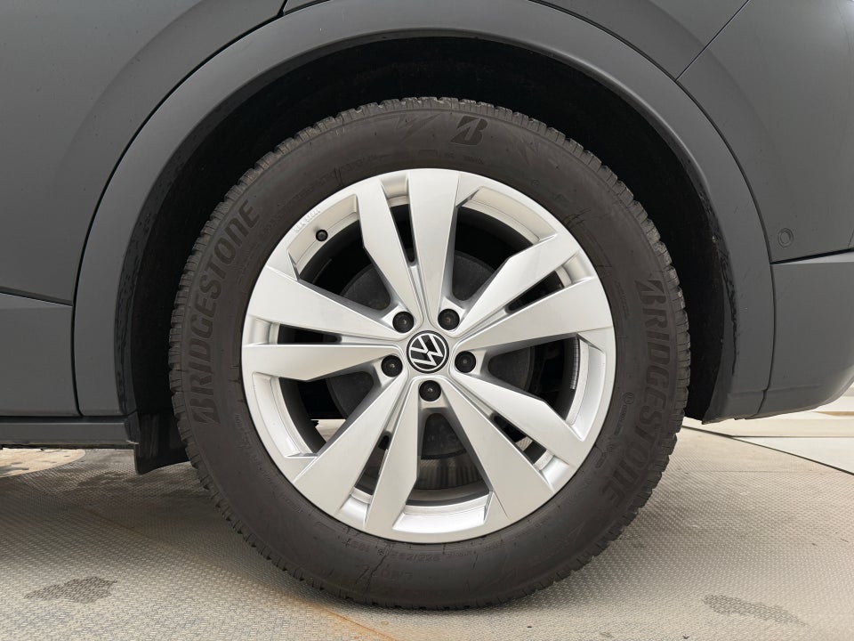 VW ID.4 77 Style 4Motion 5d