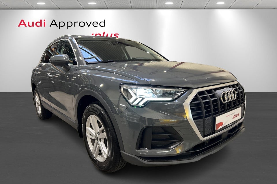Audi Q3 45 TFSi e Attitude plus S-tr. 5d