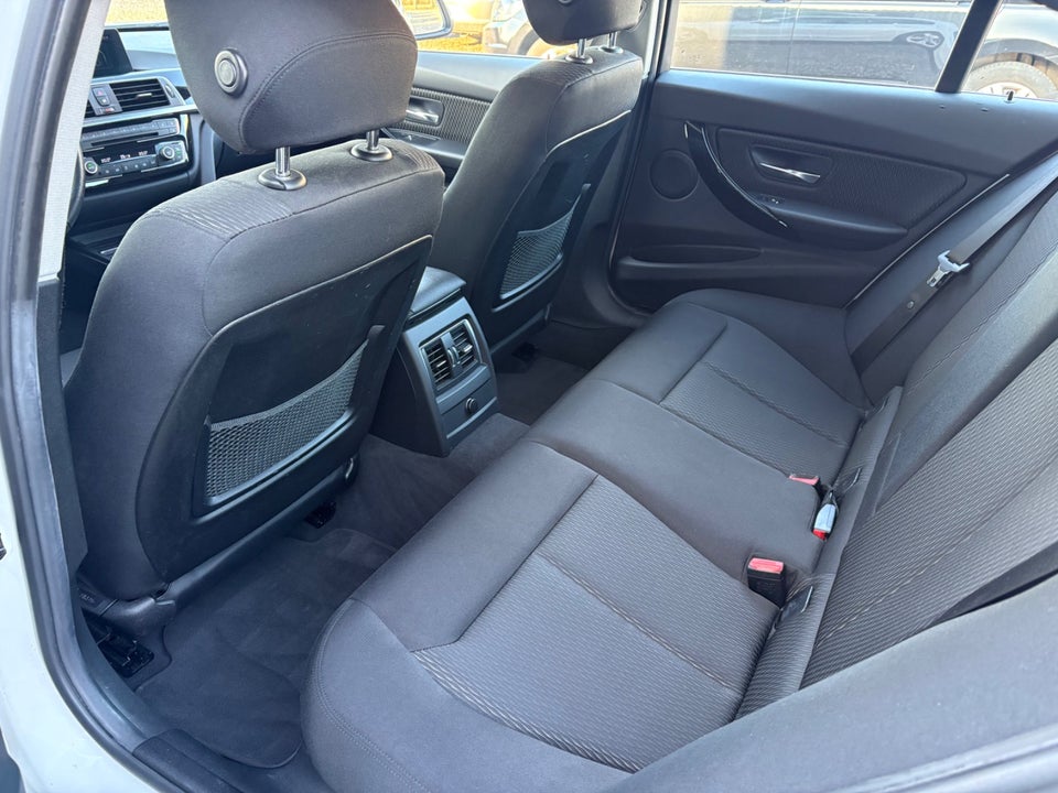 BMW 320d 2,0 aut. 4d