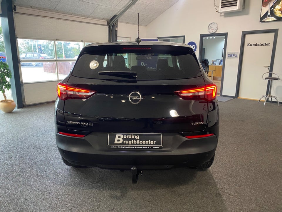 Opel Grandland X 1,2 T 130 Enjoy 5d