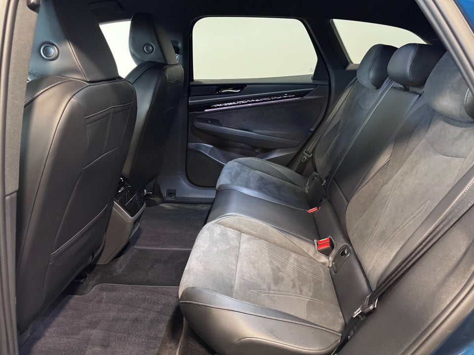 VW ID.7 77 Pro Tourer 5d