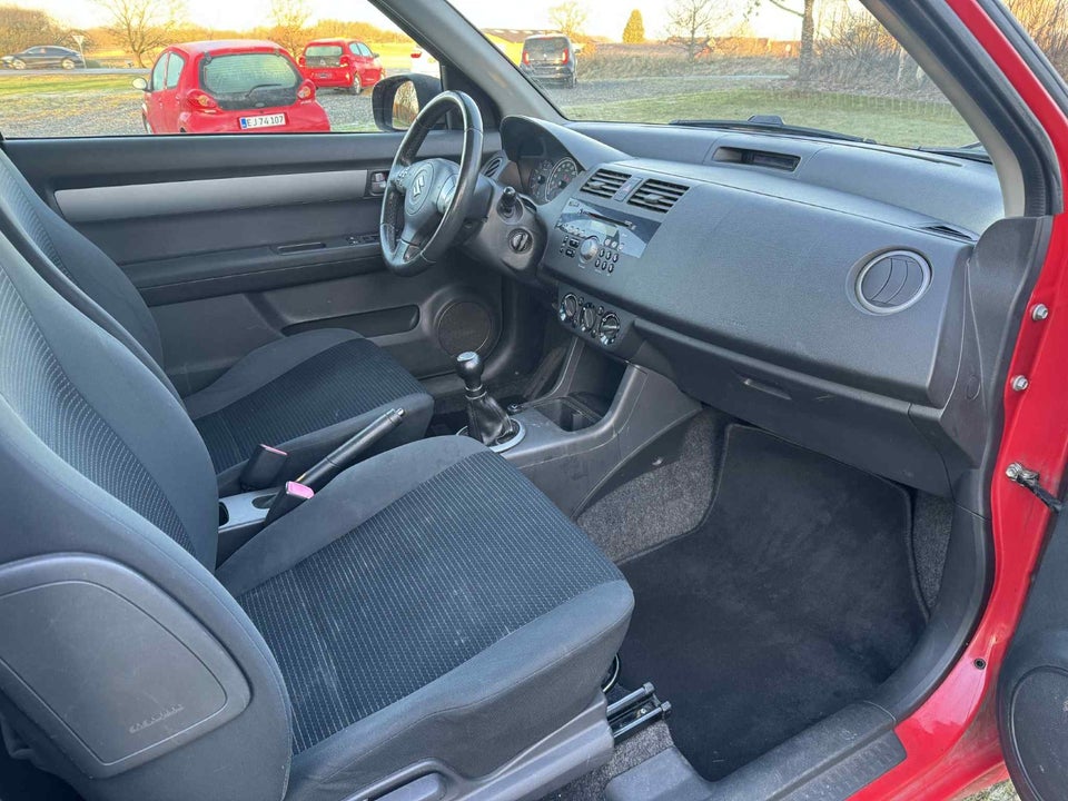 Suzuki Swift 1,3 GL 3d