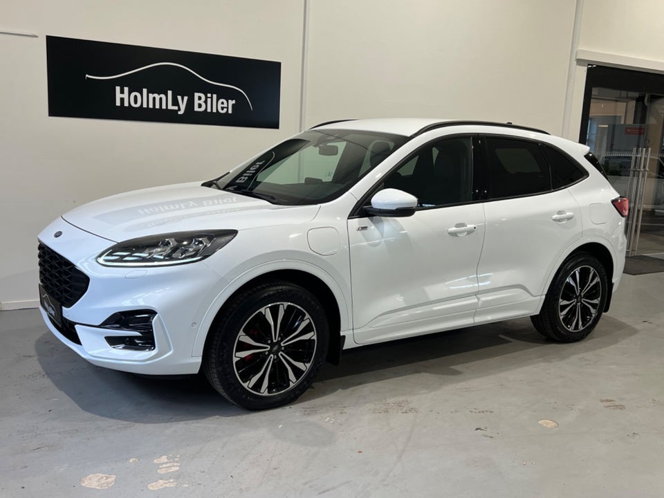 Ford Kuga 2,5 HEV ST-Line X CVT 5d