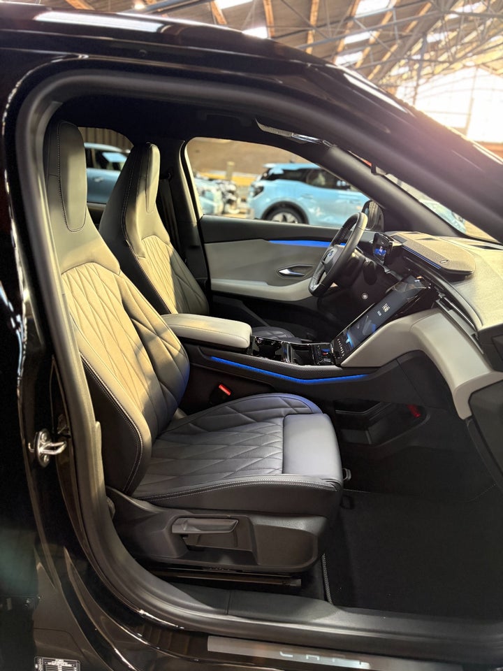 Ford Capri 79 Premium Extended Range AWD 5d