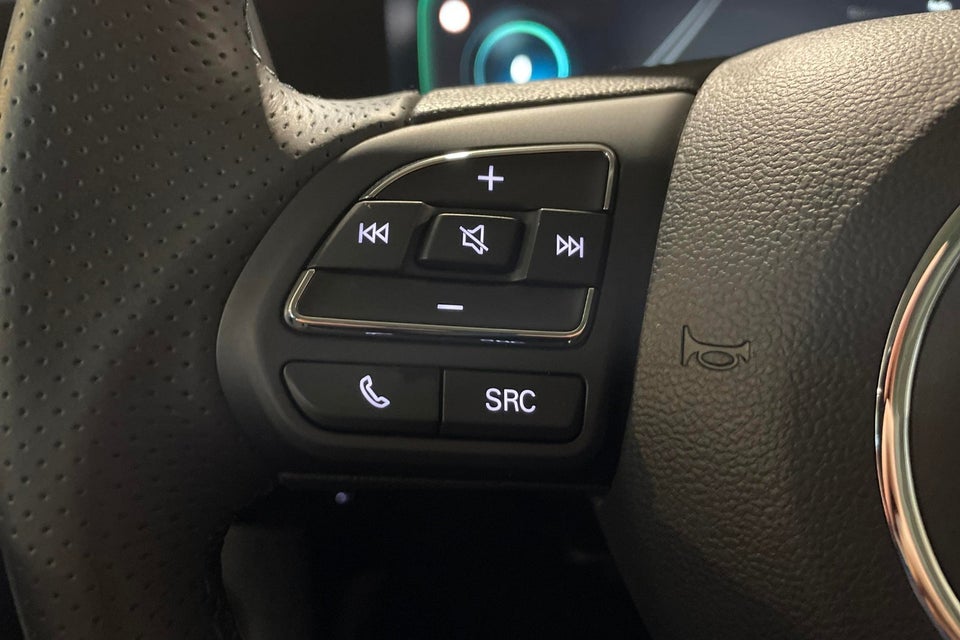 MG Marvel R Performance 5d