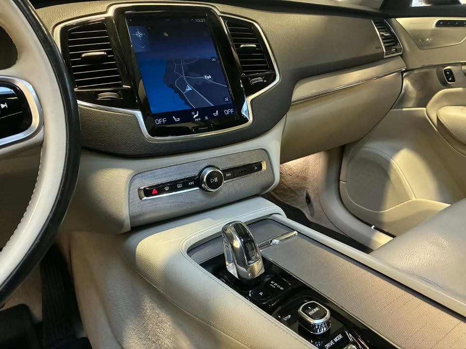 Volvo XC90 2,0 T8 407 Inscription aut. AWD 7prs 5d