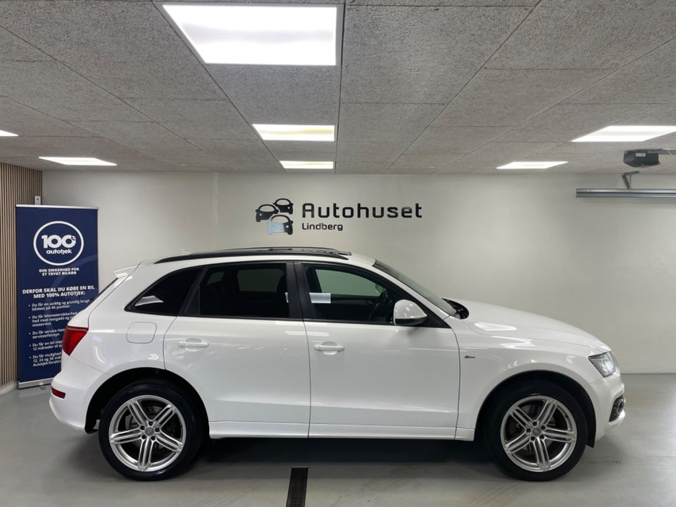 Audi Q5 3,0 TDi 240 S-line quattro S-tr. 5d