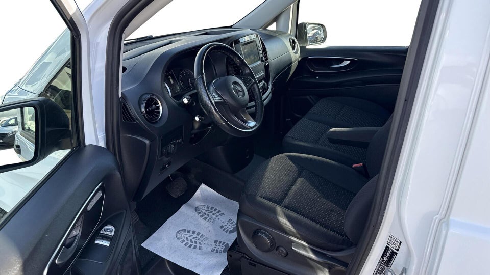 Mercedes Vito 114 2,0 CDi Kassevogn aut. L RWD