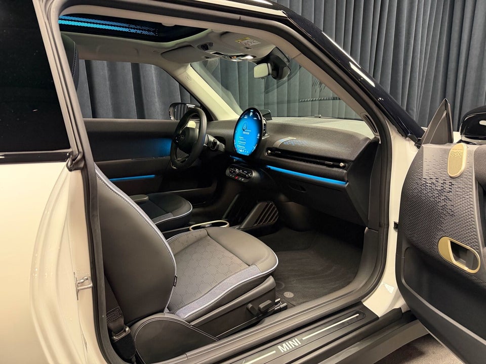 MINI Cooper SE Classic Trim XL 3d