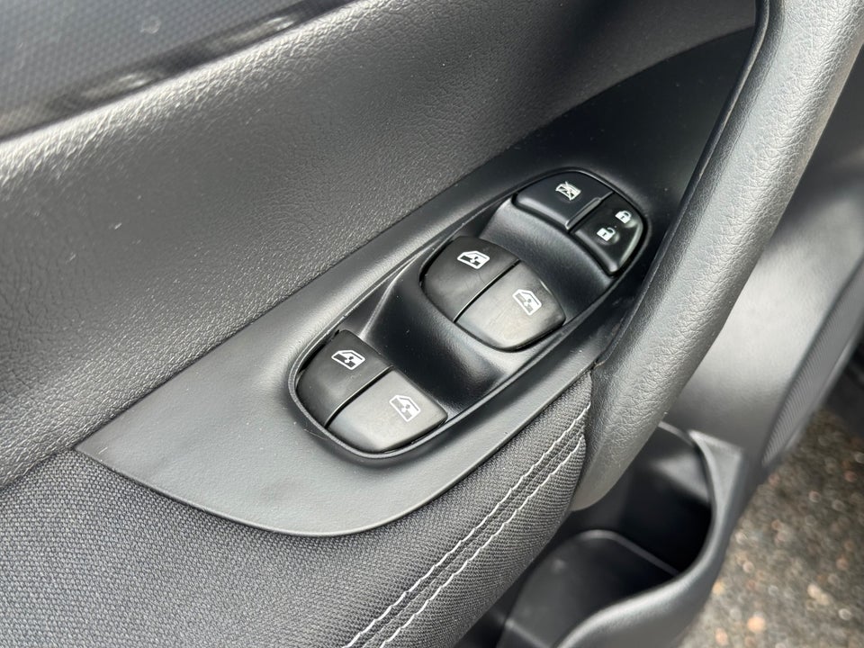 Nissan Qashqai 1,2 Dig-T 115 N-Connecta X-tr. 5d
