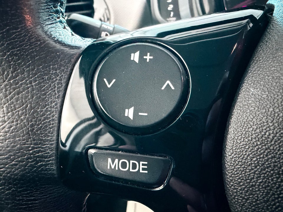 Peugeot 108 1,0 e-VTi 72 Allure+ 5d