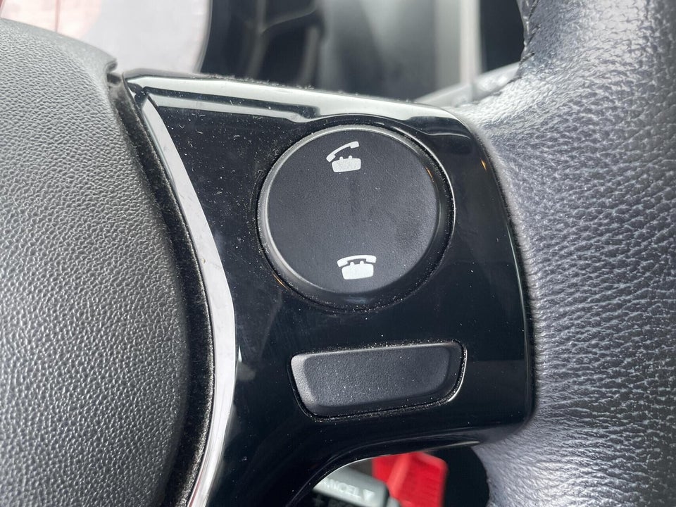 Toyota Aygo 1,0 VVT-i x-play 5d