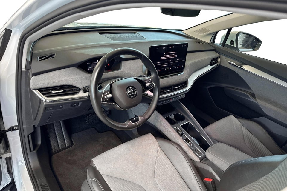 Skoda Enyaq 80 iV Loft 5d