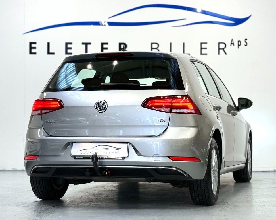 VW Golf VII 1,6 TDi 115 Comfortline 5d