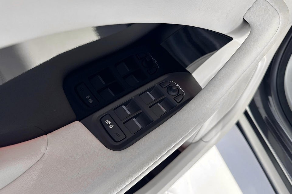 Jaguar I-Pace EV400 R-Dynamic SE AWD 5d