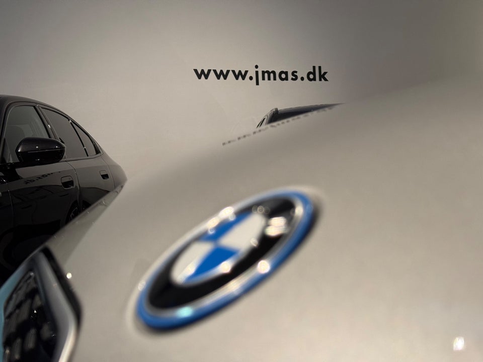 BMW iX1 eDrive20 M-Sport 5d