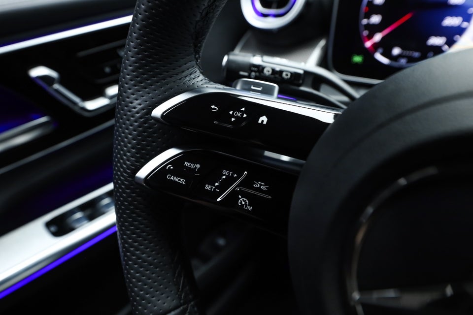 Mercedes GLC300 de 2,0 AMG Premium aut. 4Matic 5d