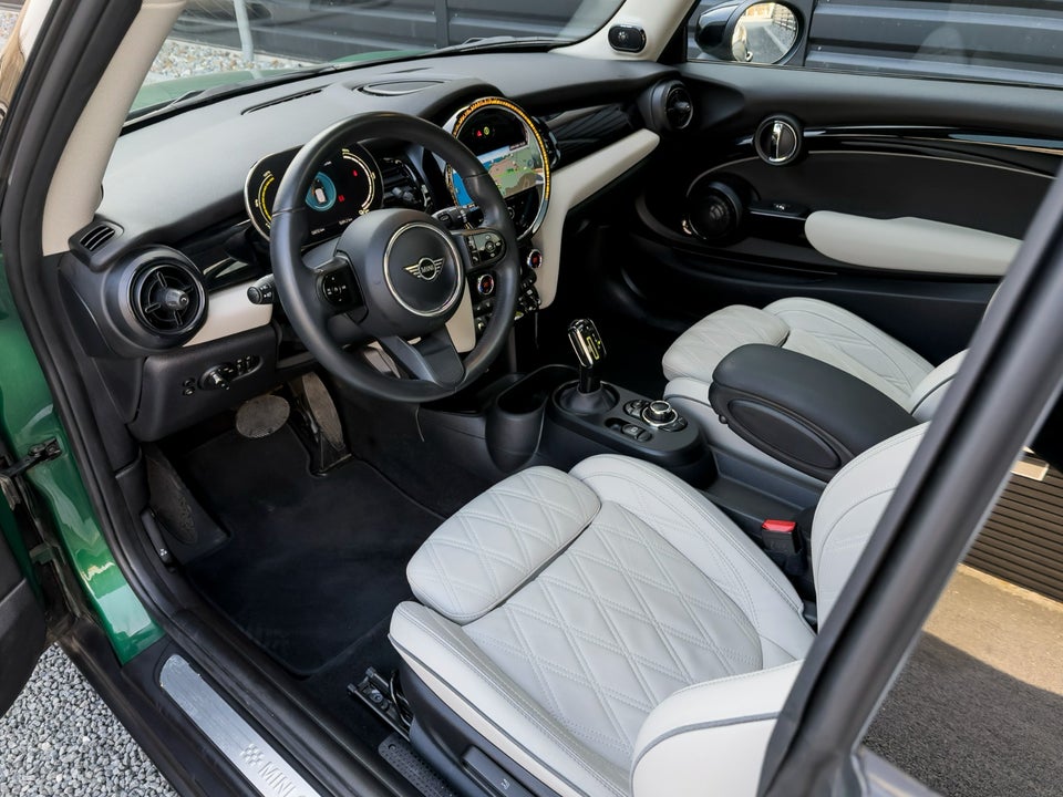 MINI Cooper SE Premium Extra 3d