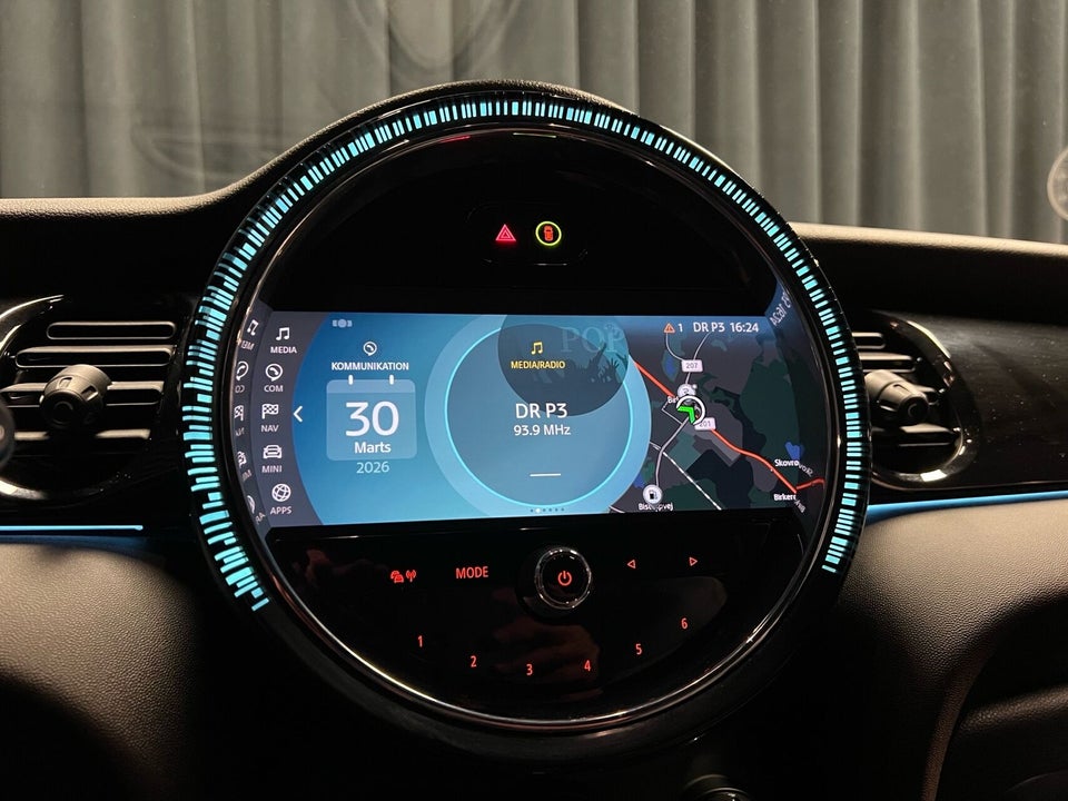 MINI Cooper SE Classic Trim 3d