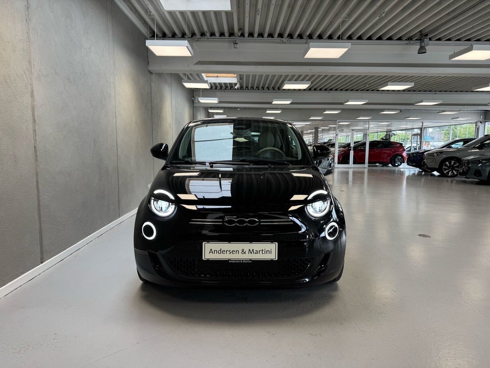Fiat 500e 42 la Prima by Bocelli 3d