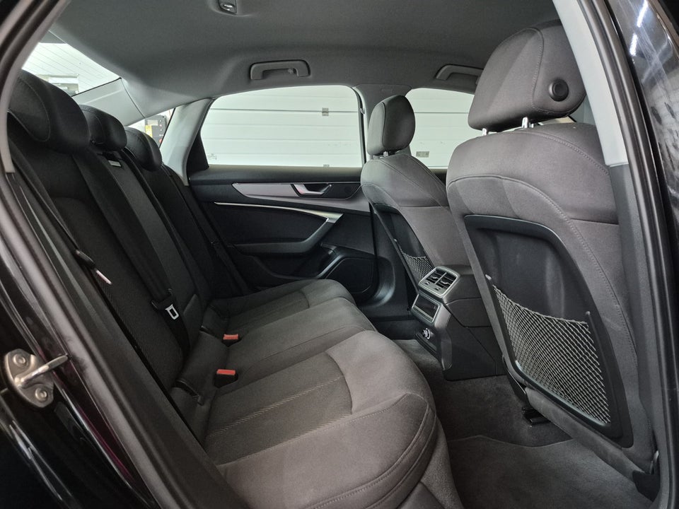 Audi A6 40 TDi S-tr. 4d