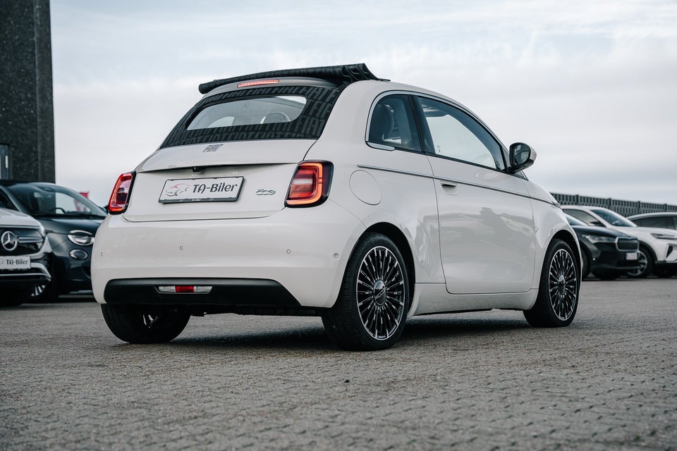 Fiat 500e 42 la Prima by Bocelli Cabrio 2d