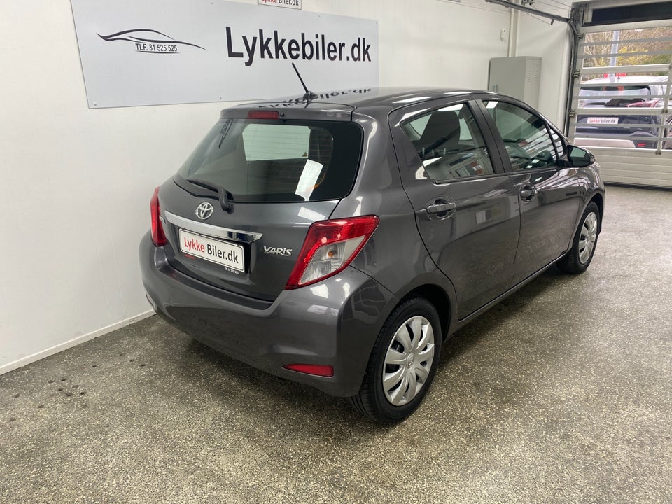 Toyota Yaris 1,3 VVT-i T2 Touch MDS 5d