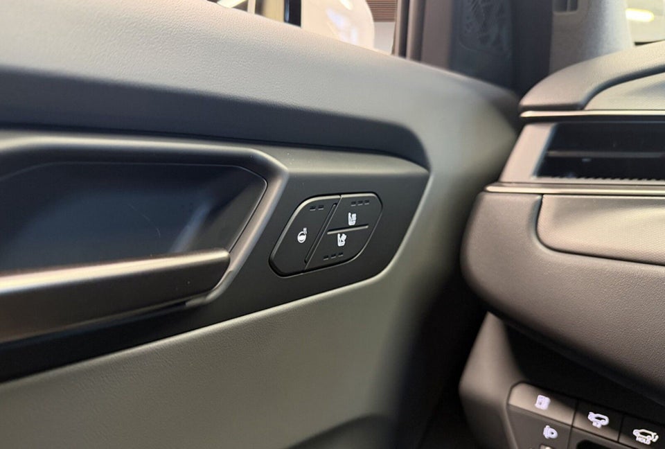 Kia EV9 76 Standard Range Upgrade RWD 7prs 5d