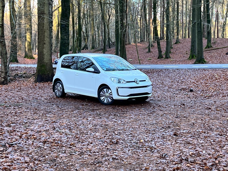 VW e-Up! Move Up! 5d